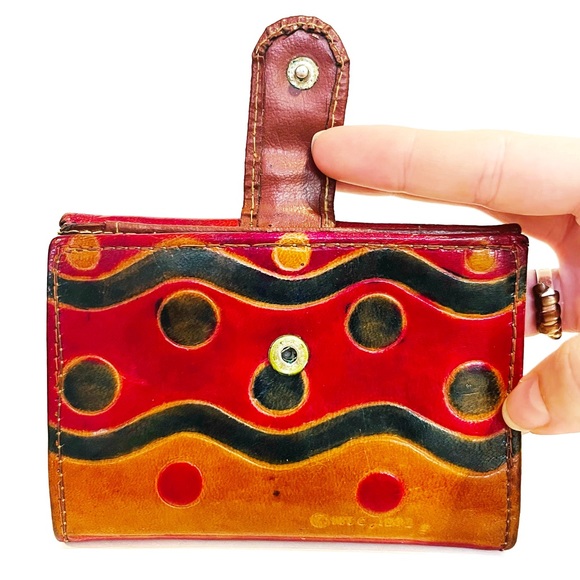 Vintage 1993 MTC India Hand Painted Leather Wallet Multicolour Coin Purse Red - Picture 2 of 16